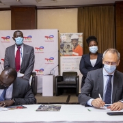 TotalEnergies buộc phải đưa ra cam kết vì môi trường tại Uganda