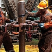 Tận dụng giá dầu cao, châu Phi tăng cường đầu tư tăng sản lượng