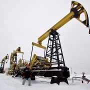 Sản lượng khai thác dầu tại Nga sẽ giảm 10% trong năm nay?