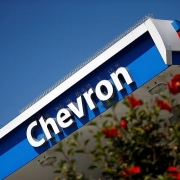 Lợi nhuận của Chevron tăng gấp 4 lần