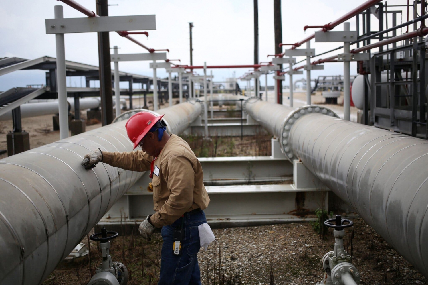 Mỹ sẽ công bố kế hoạch sử dụng dầu từ kho dự trữ khẩn cấp nhằm ngăn chặn giá dầu tăng cao