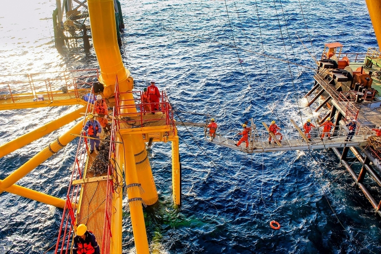 Bản tin Năng lượng 15/8: Các nhà khai thác dầu ngoài khơi Vịnh Mexico nỗ lực phục hồi sản lượng