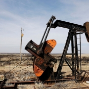 Tin Thị trường: Sản lượng dầu tại Mỹ giảm do chi phí tăng vọt